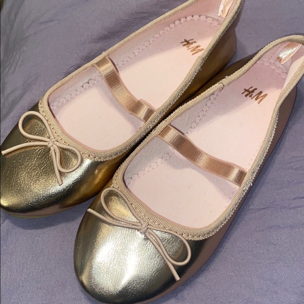 Brand new ballet flats